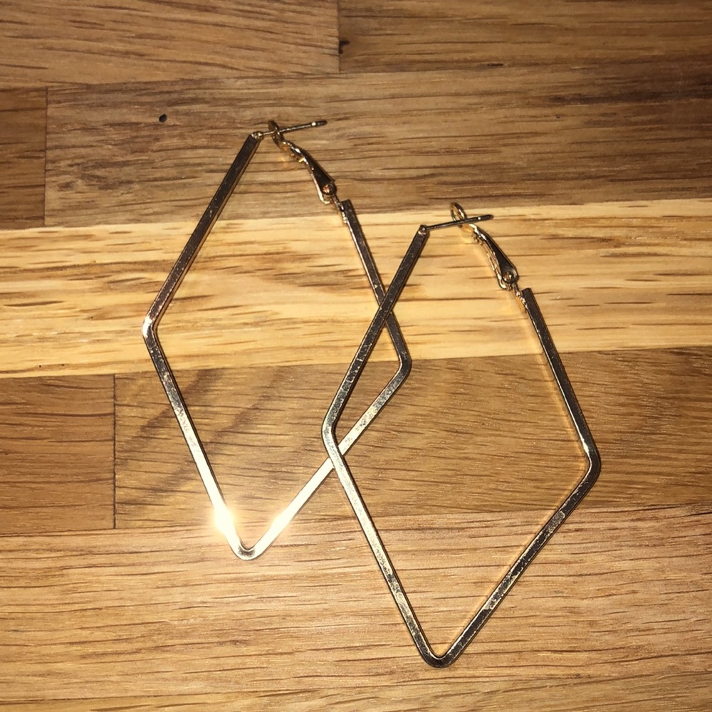 Gold Rhombus Earrings